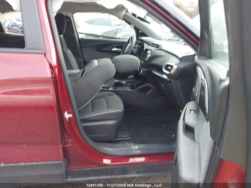 KL79MRSL0PB074165 2023 CHEVROLET TRAILBLAZER photo no. 5