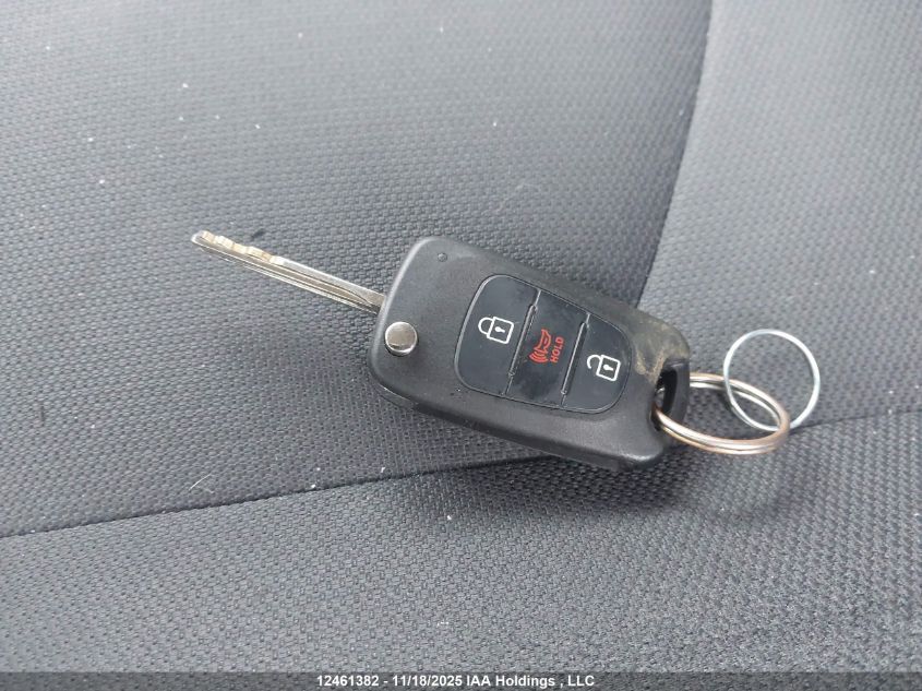 2011 Kia Soul 2.0L 2U/2.0L 4U/2.0L 4U Burner/2.0L 4U Luxury/2.0L 4U Retro/2.0L 4U Sx VIN: KNDJT2A26B7211351 Lot: 12461382