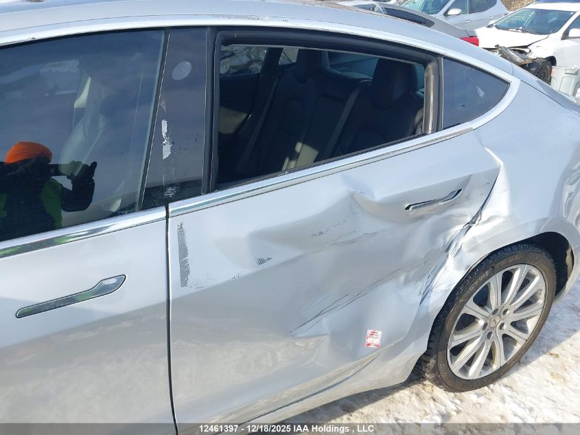 2018 Tesla Model 3 VIN: 5YJ3E1EAXJF095823 Lot: 12461397