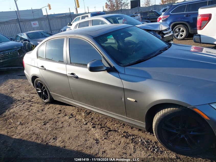 WBAPG7C59BA928457 2011 BMW 3ER photo no. 12