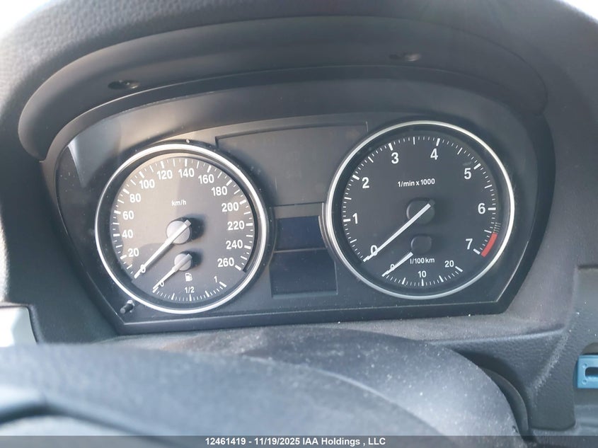 WBAPG7C59BA928457 2011 BMW 3ER photo no. 7