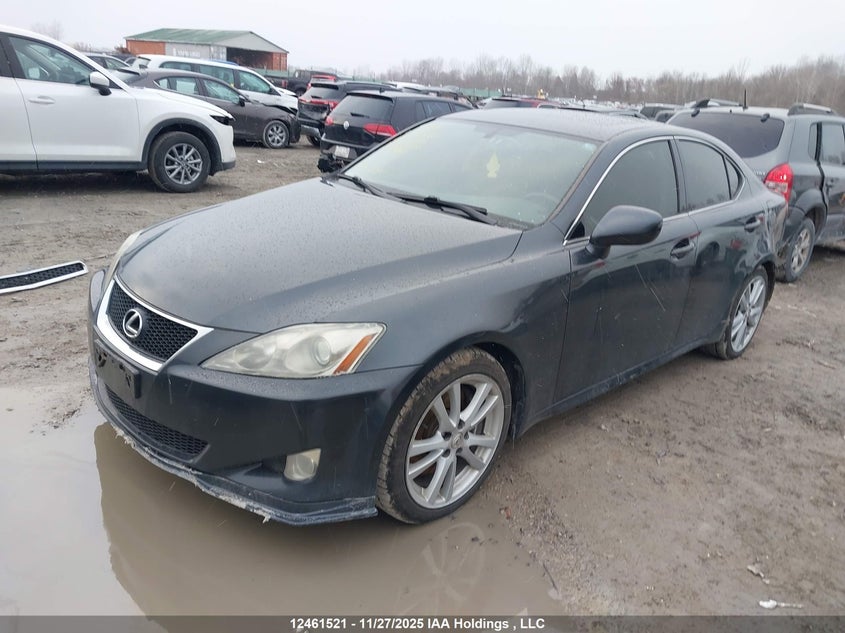 JTHBE262075014619 2007 LEXUS IS photo no. 2