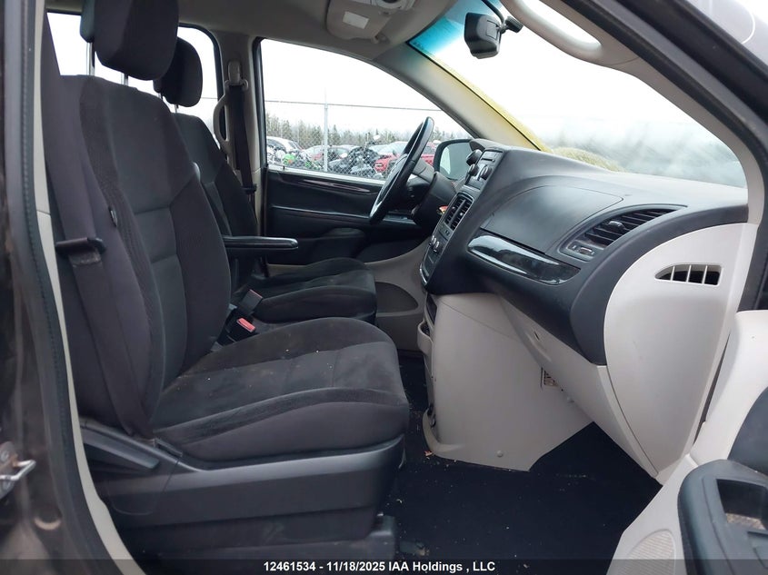2C4RDGBG9HR732904 2017 DODGE CARAVAN photo no. 5