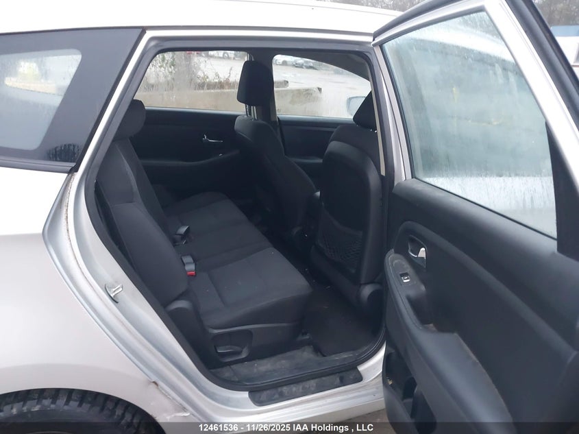 2014 Kia Rondo Lx VIN: KNAHT8A36E7071152 Lot: 12461536