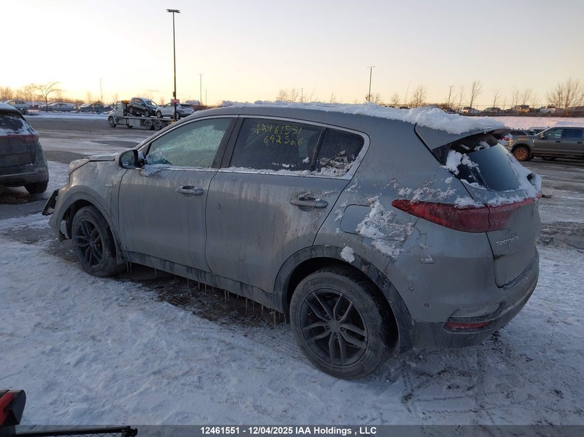 KNDPMCAC9L7692526 2020 KIA SPORTAGE photo no. 3