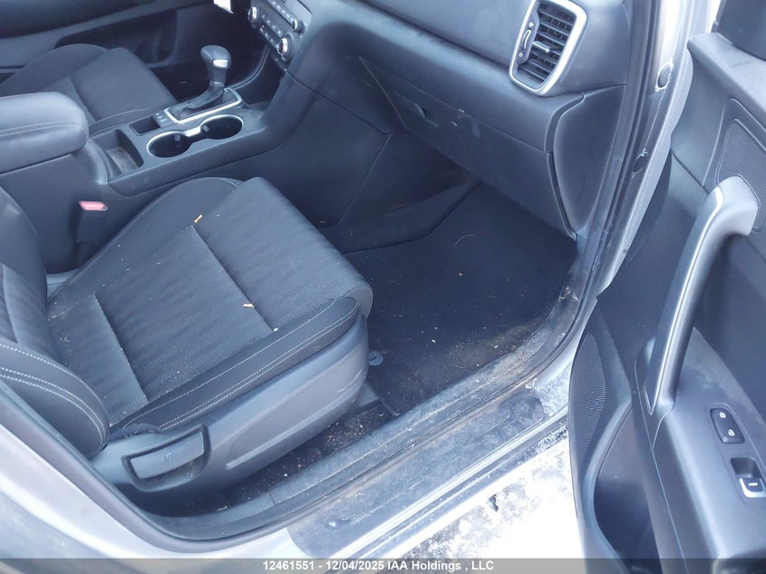 KNDPMCAC9L7692526 2020 KIA SPORTAGE photo no. 5