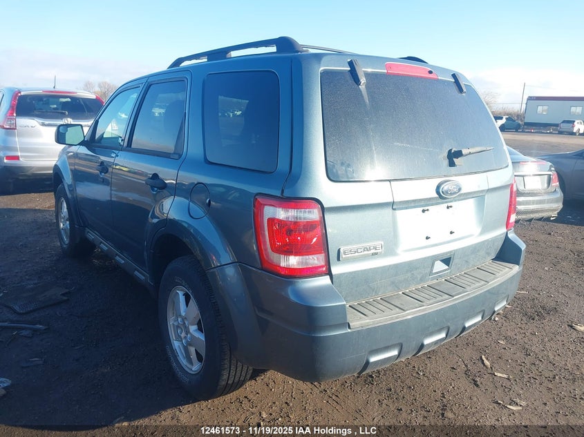 1FMCU0D7XAKC86661 2010 FORD ESCAPE photo no. 3