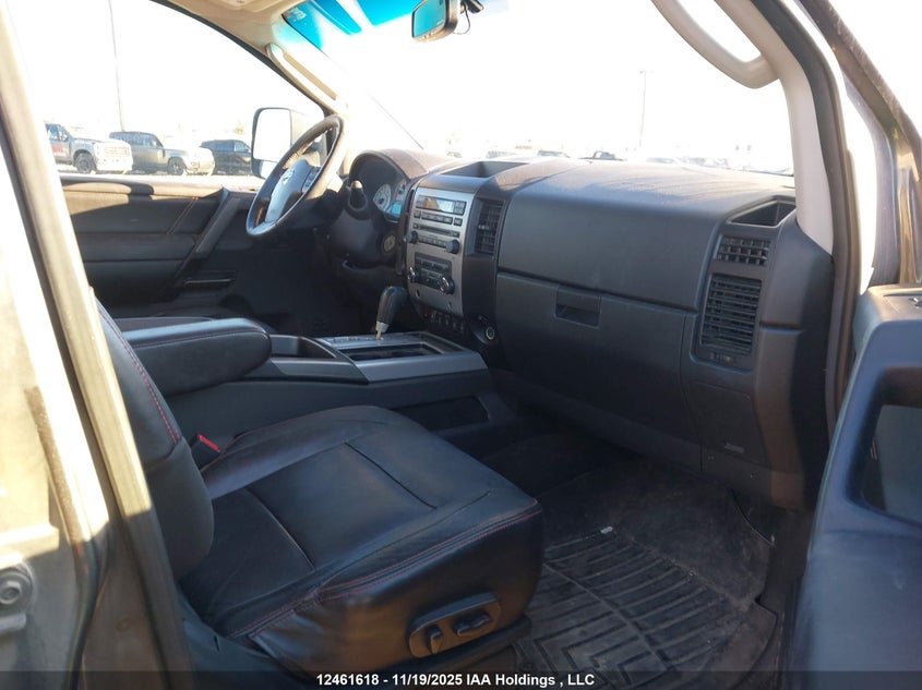 1N6AA0EC4BN308716 2011 NISSAN TITAN photo no. 5