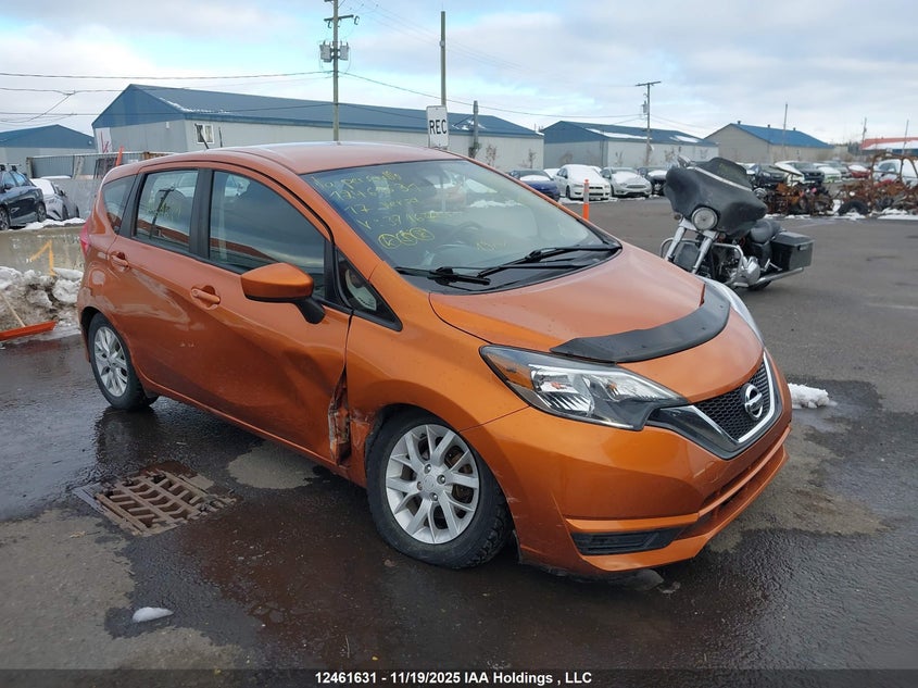 3N1CE2CP6HL371670 2017 Nissan Versa Note S/S Plus/Sv/Sl/Sr auction photo 1