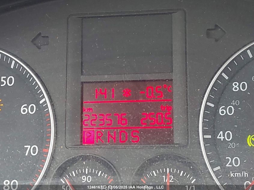 2008 Volkswagen Rabbit VIN: WVWDA71KX8W157843 Lot: 12461632