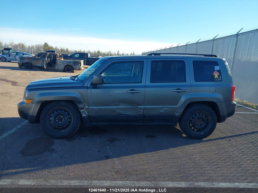 1C4NJPAB6CD570965 2012 JEEP LIBERTY (PATRIOT) photo no. 14