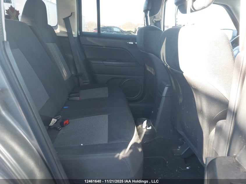 1C4NJPAB6CD570965 2012 JEEP LIBERTY (PATRIOT) photo no. 8