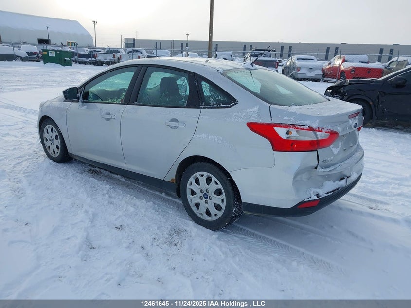 1FAHP3F27CL202383 2012 FORD FOCUS photo no. 3
