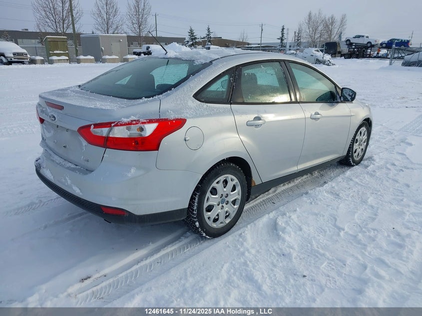 1FAHP3F27CL202383 2012 FORD FOCUS photo no. 4
