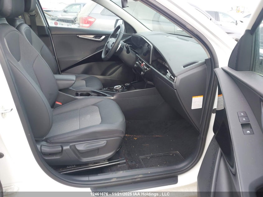 KNDCS3LF5R5123804 2024 KIA NIRO photo no. 5