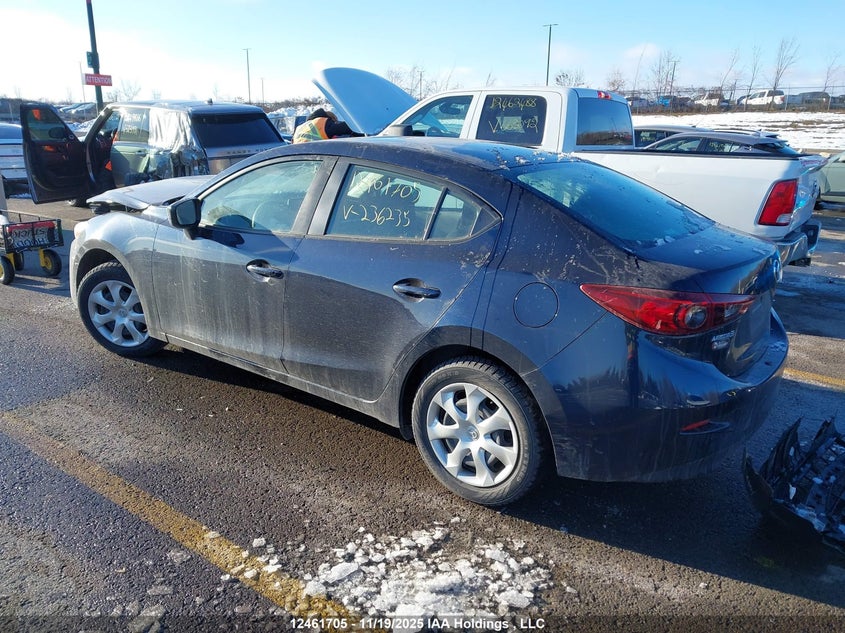 3MZBN1U76JM236235 2018 MAZDA 3 photo no. 3