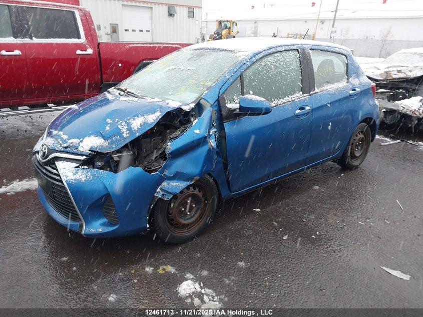 VNKKTUD32HA074464 2017 TOYOTA YARIS photo no. 2