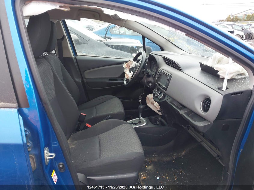 VNKKTUD32HA074464 2017 TOYOTA YARIS photo no. 5