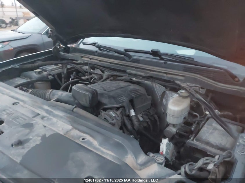 1GT12TEG1JF167570 2018 GMC SIERRA photo no. 10
