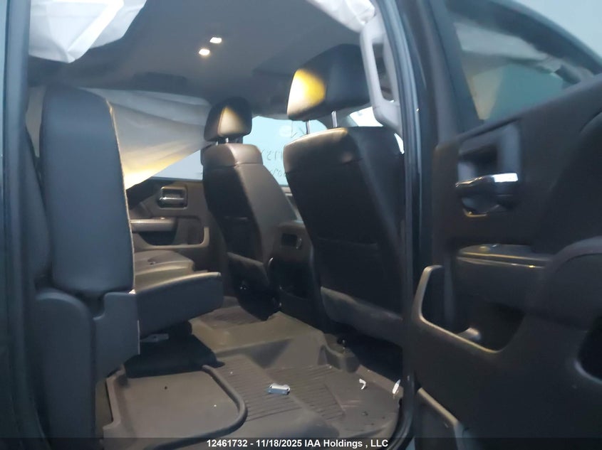 1GT12TEG1JF167570 2018 GMC SIERRA photo no. 8
