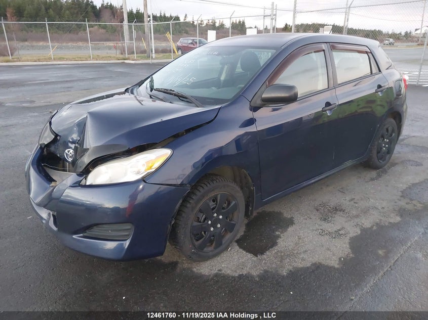 2T1KU4EE4DC049044 2013 TOYOTA MATRIX photo no. 2