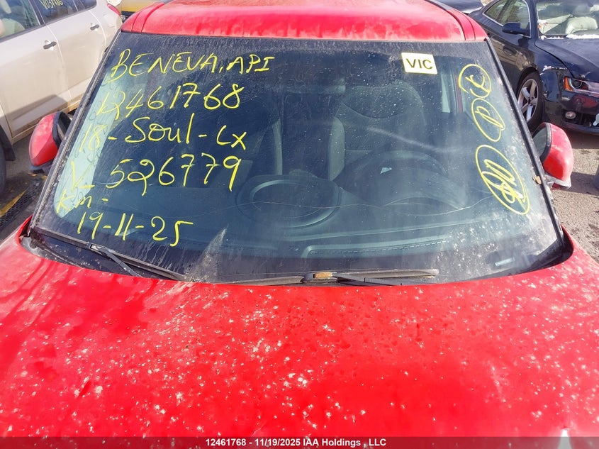 KNDJN2A27J7526779 2018 KIA SOUL photo no. 17