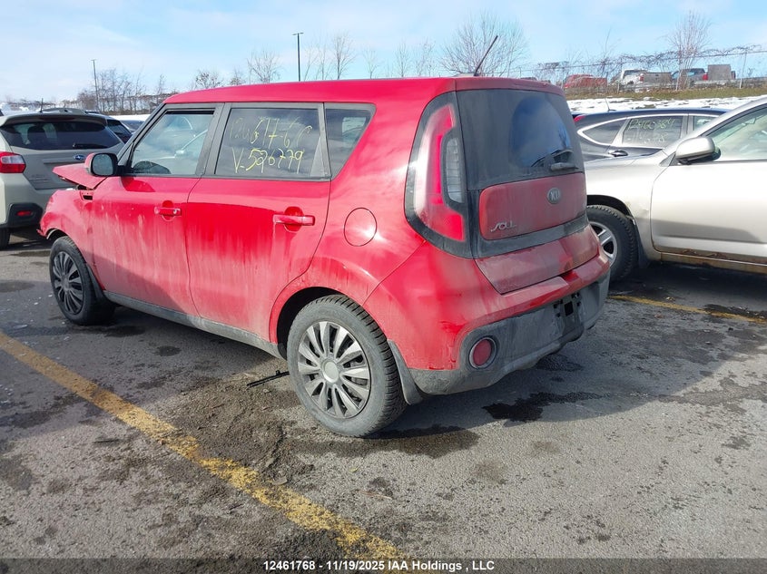 KNDJN2A27J7526779 2018 KIA SOUL photo no. 3