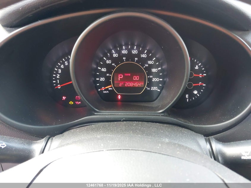 KNDJN2A27J7526779 2018 KIA SOUL photo no. 7