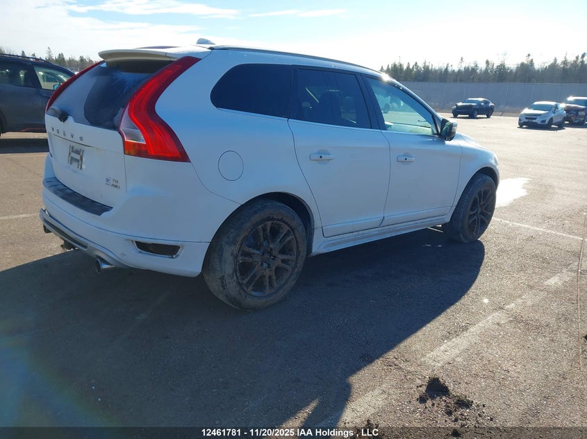 YV4902DZ7B2166452 2011 VOLVO  photo no. 4