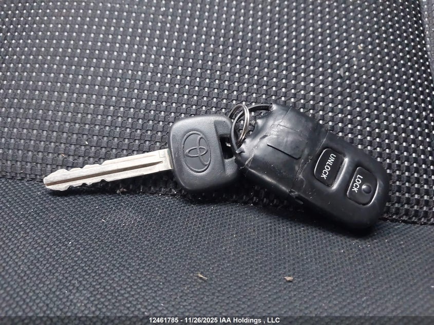 JTEBU11F270025266 2007 TOYOTA FJ CRUISER photo no. 11