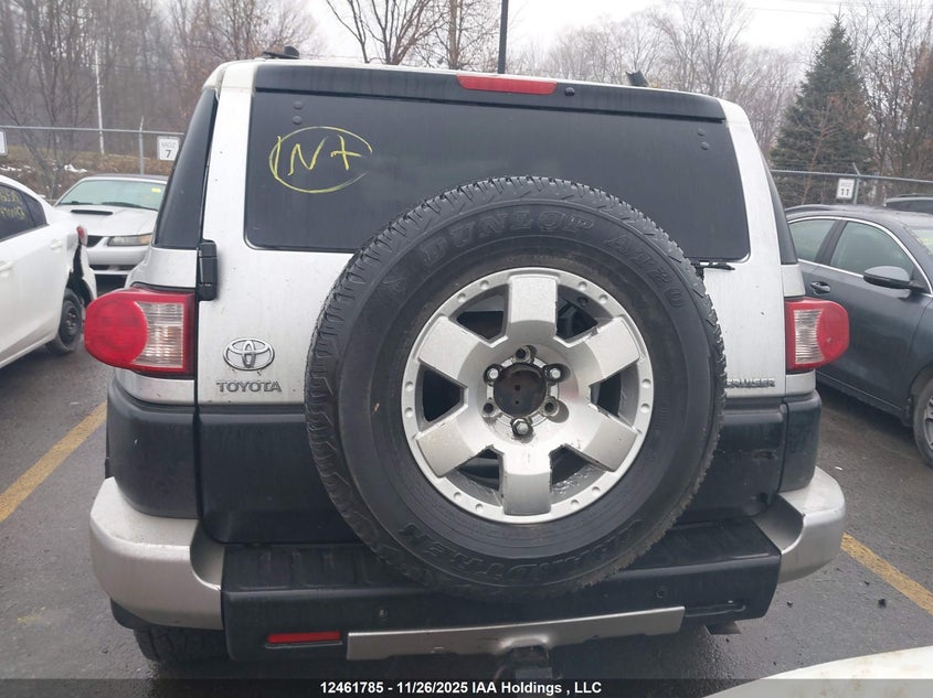 JTEBU11F270025266 2007 TOYOTA FJ CRUISER photo no. 16