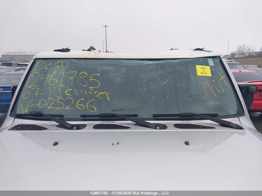 JTEBU11F270025266 2007 TOYOTA FJ CRUISER photo no. 17