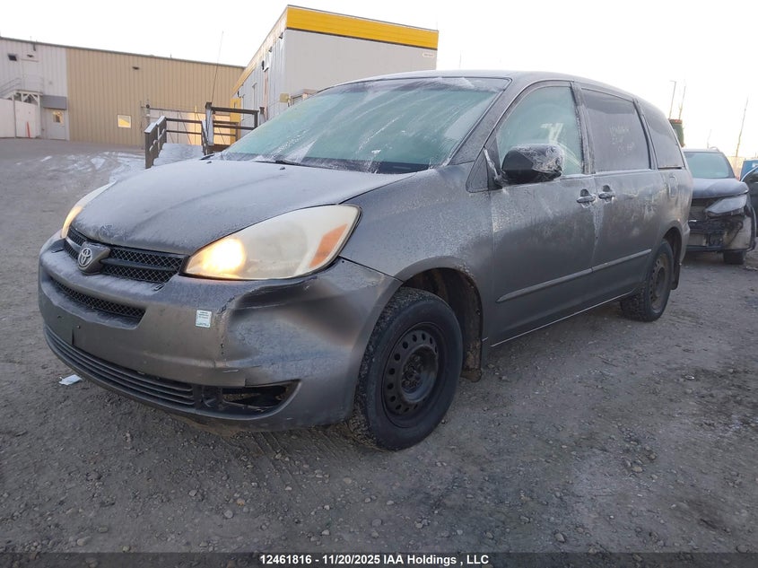 5TDZA29C64S018518 2004 TOYOTA SIENNA photo no. 2