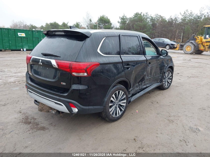JA4AZ2A34LZ612548 2020 MITSUBISHI OUTLANDER photo no. 4