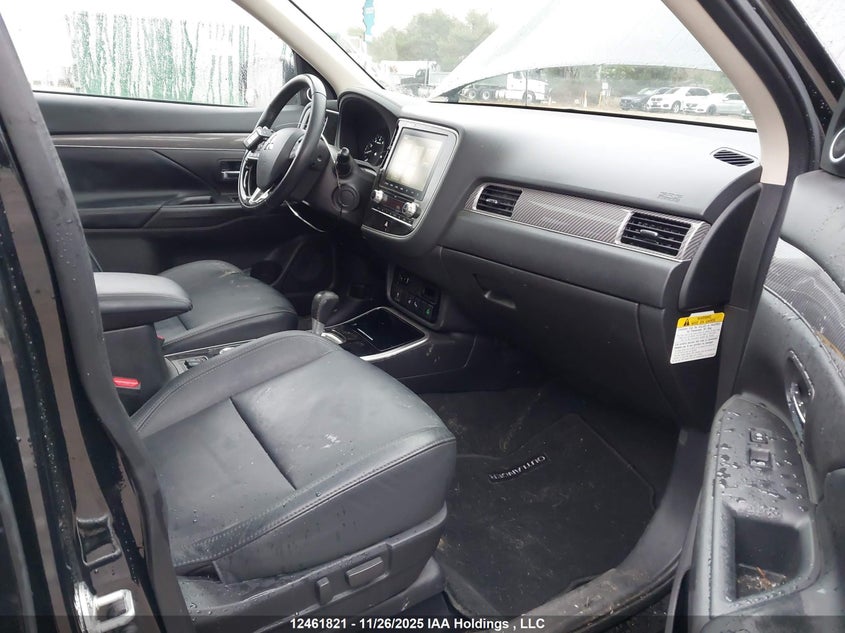 JA4AZ2A34LZ612548 2020 MITSUBISHI OUTLANDER photo no. 5