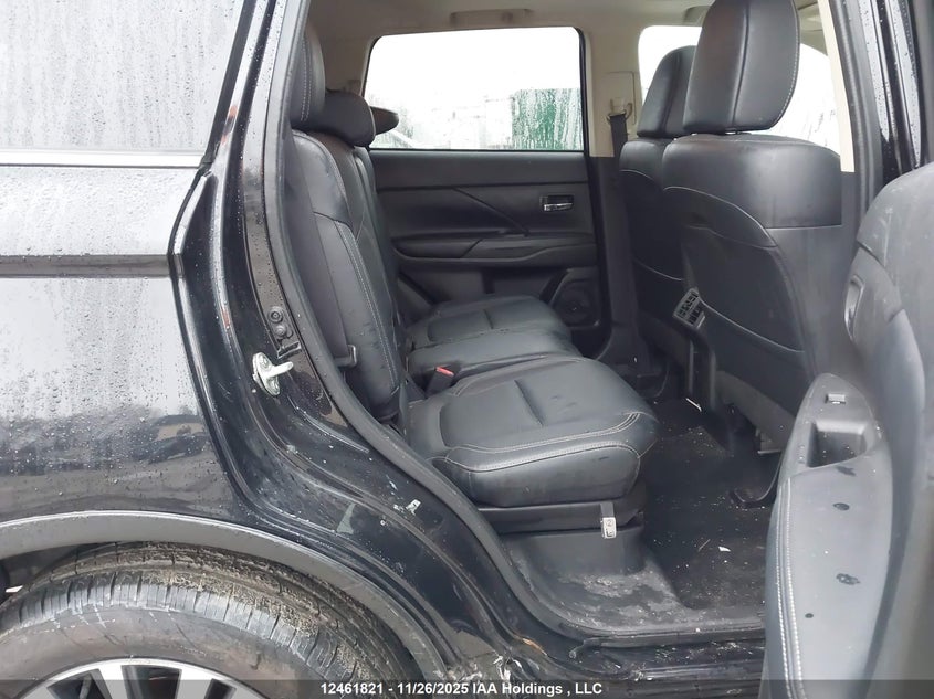 JA4AZ2A34LZ612548 2020 MITSUBISHI OUTLANDER photo no. 8
