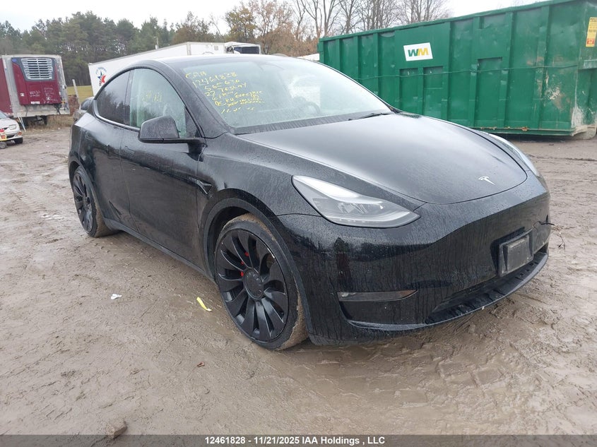 7SAYGDEF8NF565630 2022 Tesla Model Y Performance auction photo 1
