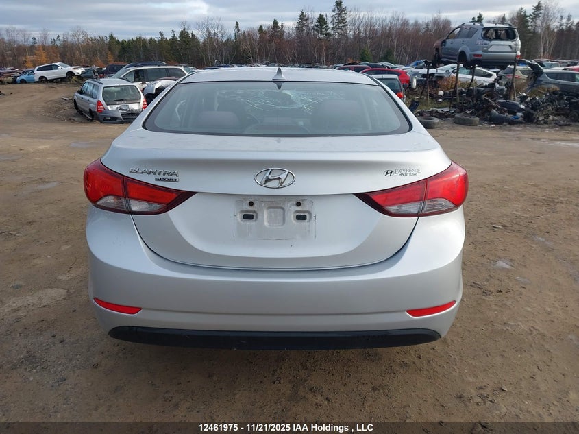 KMHDH4AE9FU244822 2015 HYUNDAI ELANTRA photo no. 16