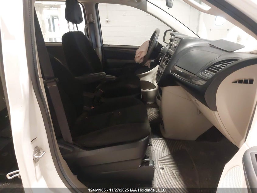 2C4RDGBG2FR665950 2015 DODGE CARAVAN photo no. 5