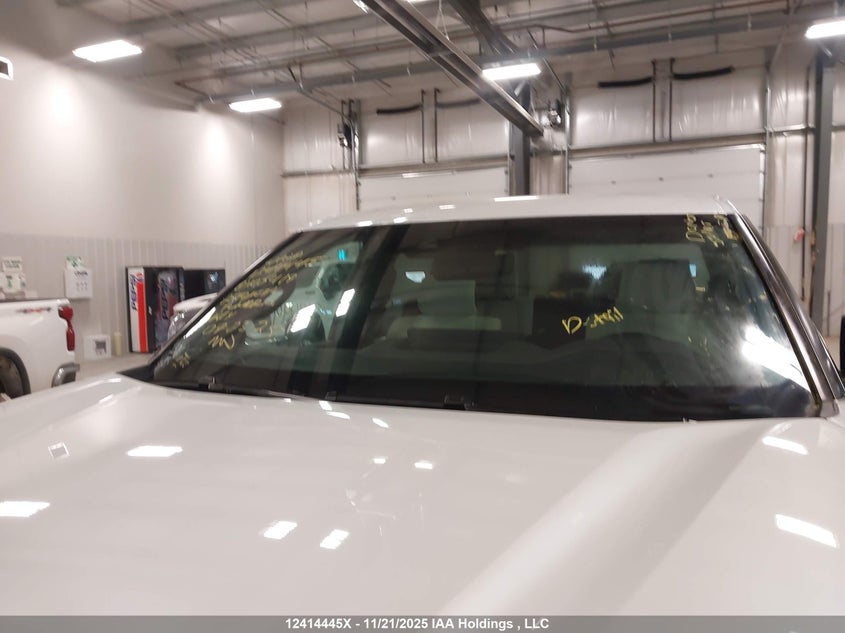 2025 Toyota Tundra Hybrid Capstone 4X4 VIN: 5TFVC5DB1SX105419 Lot: 12414445X