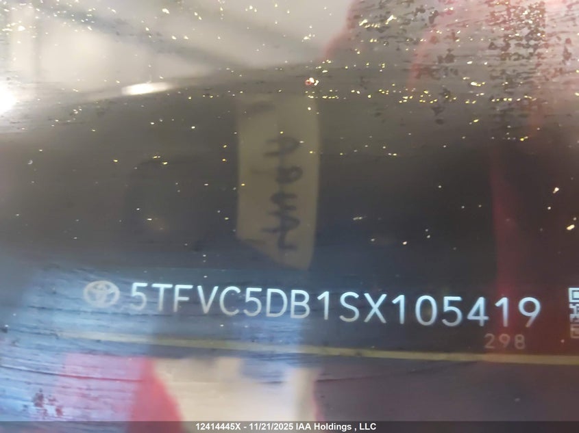 2025 Toyota Tundra Hybrid Capstone 4X4 VIN: 5TFVC5DB1SX105419 Lot: 12414445X