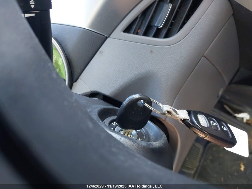5NPDH4AE3DH294692 2013 HYUNDAI ELANTRA photo no. 11