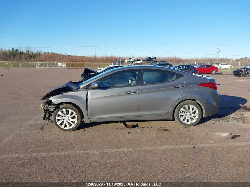 5NPDH4AE3DH294692 2013 HYUNDAI ELANTRA photo no. 14