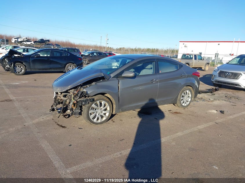 5NPDH4AE3DH294692 2013 HYUNDAI ELANTRA photo no. 2
