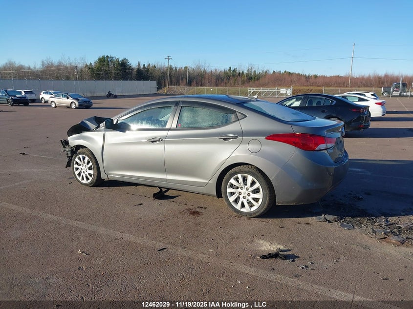 5NPDH4AE3DH294692 2013 HYUNDAI ELANTRA photo no. 3