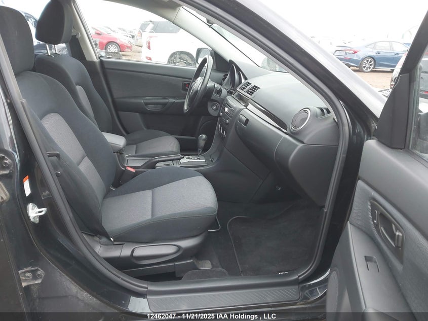 JM1BK32F471717818 2007 MAZDA 3 photo no. 5