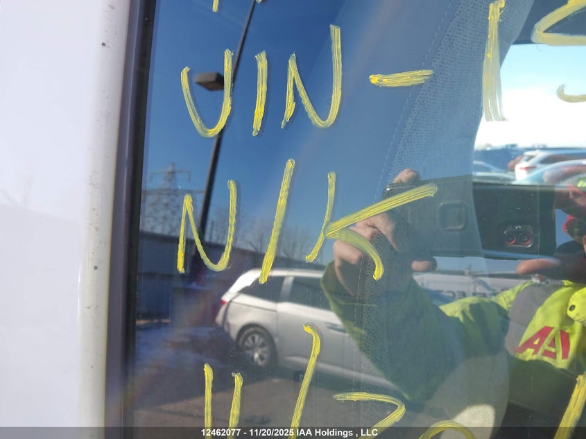 2017 GMC Savana G2500 VIN: 1GTW7AFF9H1156597 Lot: 12462077