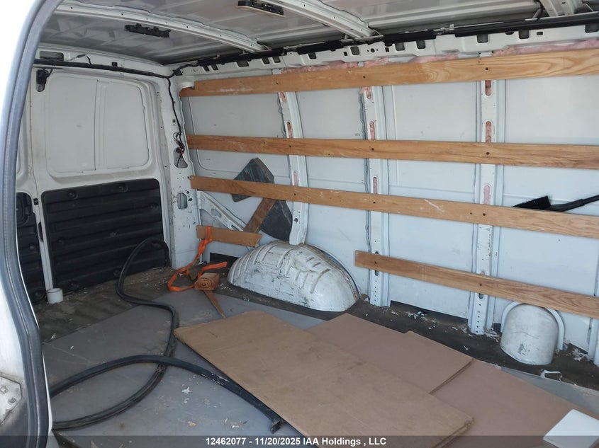 2017 GMC Savana G2500 VIN: 1GTW7AFF9H1156597 Lot: 12462077