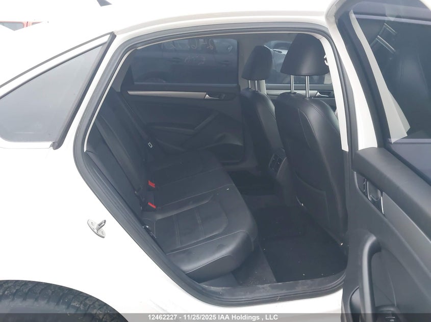 1VWBN7A33EC121359 2014 VOLKSWAGEN PASSAT photo no. 8