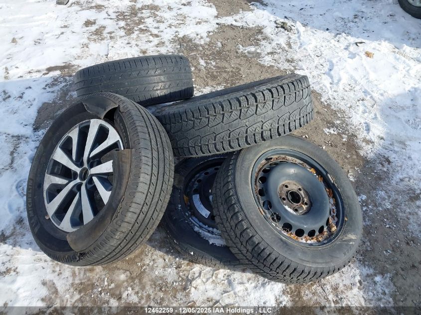 2018 Nissan Rogue Midnight Edition/S/Sl/Sl W/Propilot Assist/Sv VIN: 5N1AT2MV3JC798373 Lot: 12462259